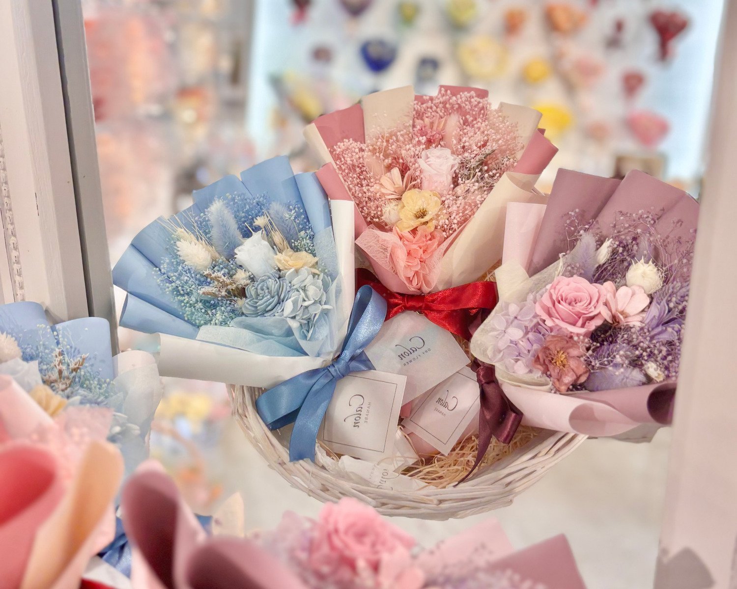 プリザーブドローズ入り花束Sサイズ