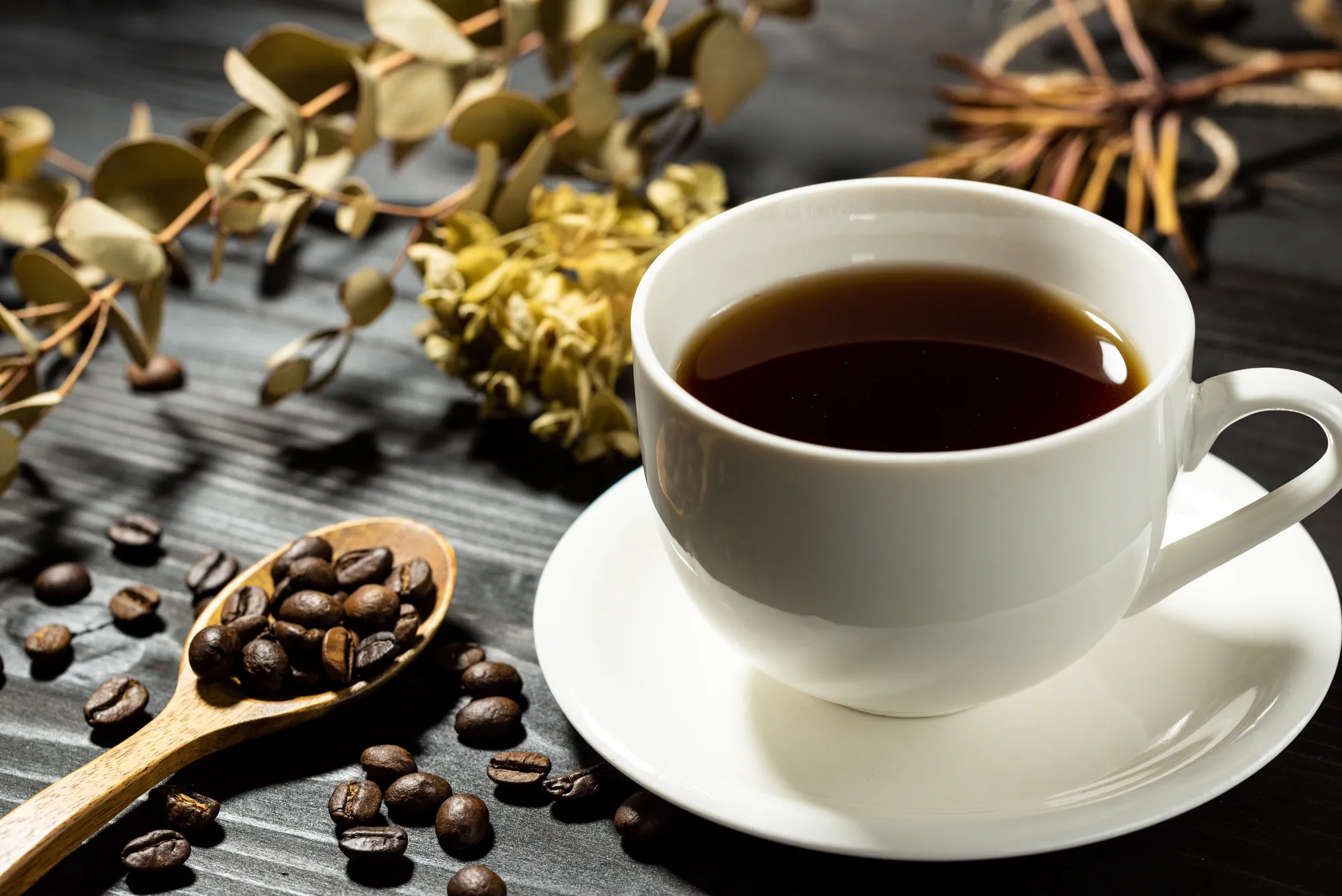 コーヒーとドライフラワー