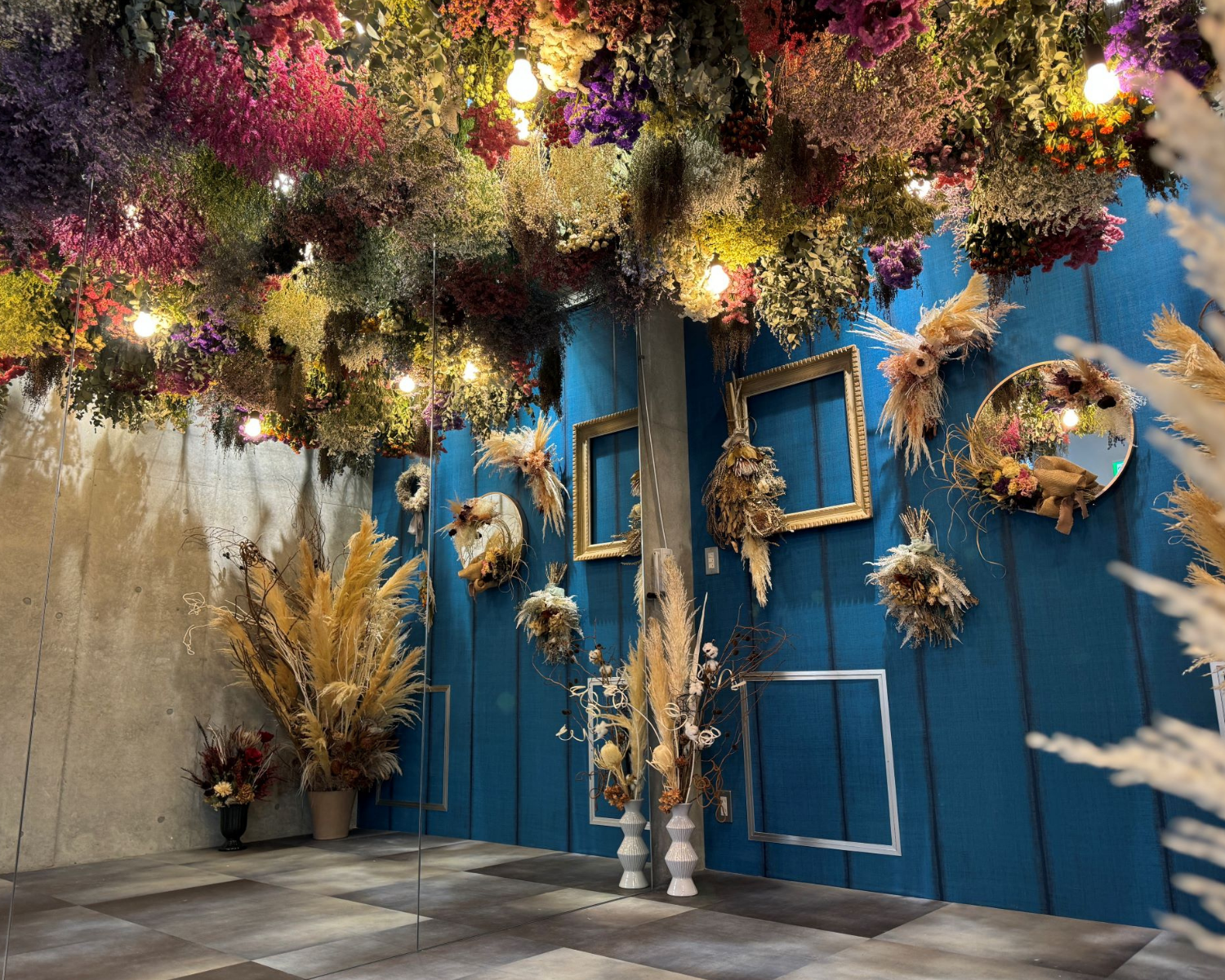 ドライフラワーを使った空間装飾