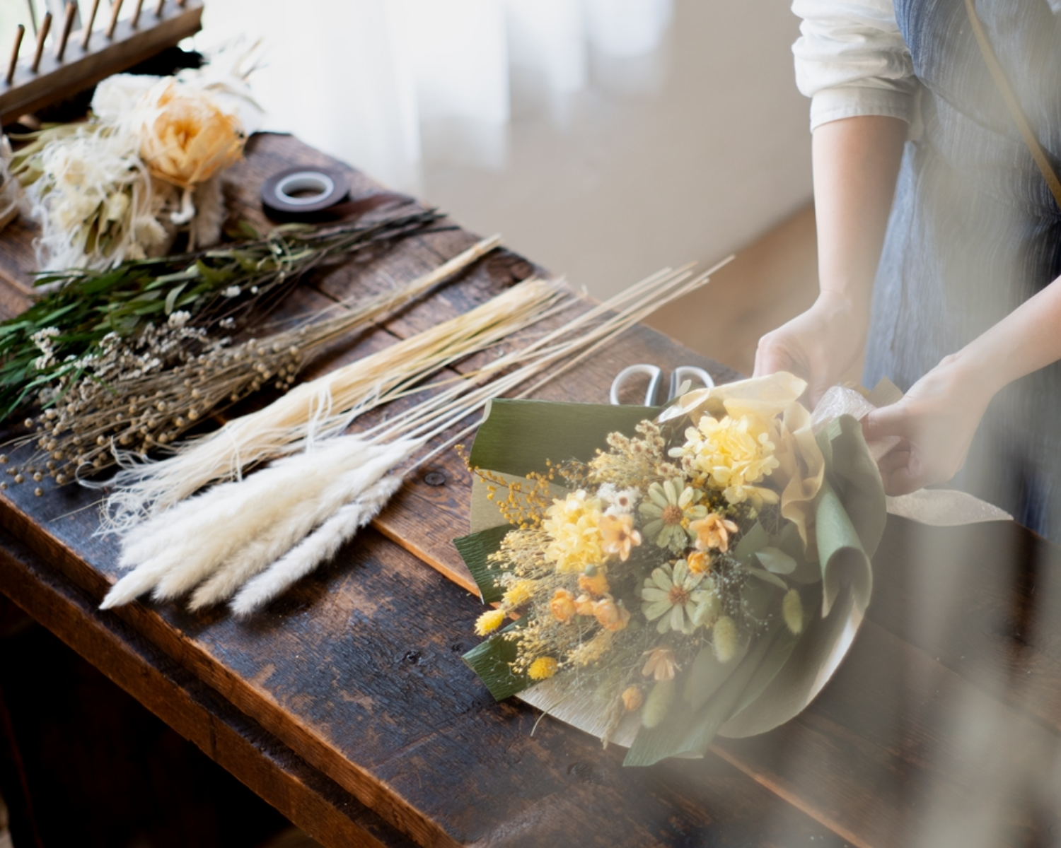 専門店スタッフが伝授】自宅で簡単ドライフラワーの作り方4選 | ドライ